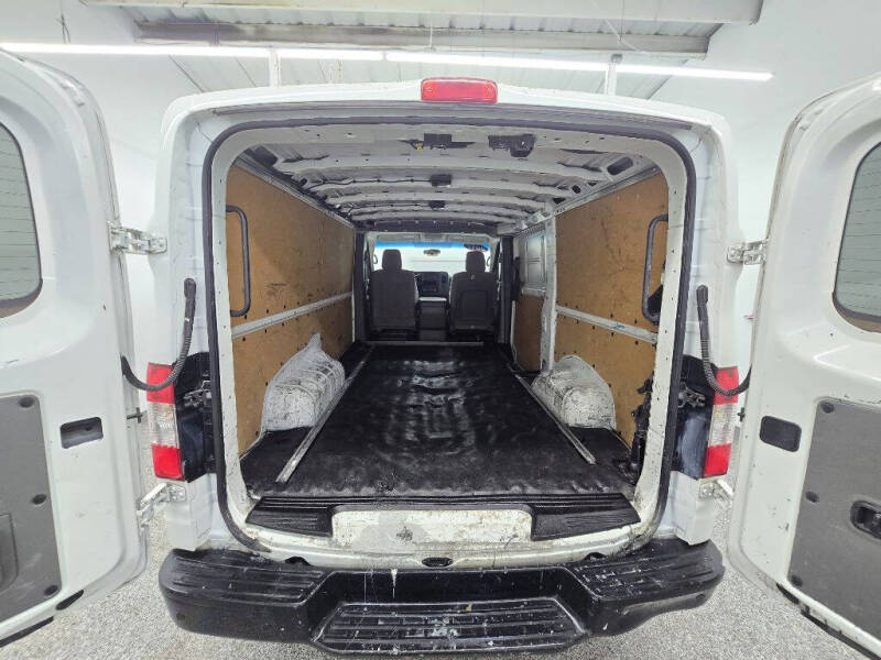 2017 Nissan NV