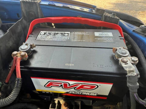 2008 Mitsubishi Raider LS