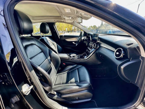 2016 Mercedes-Benz C-Class