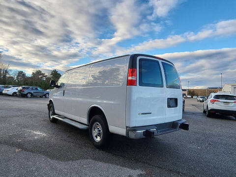 2024 Chevrolet Express 2500