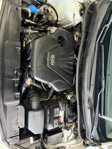 2012 Hyundai Accent GLS
