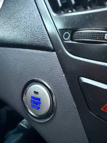 2013 Hyundai Sonata SE