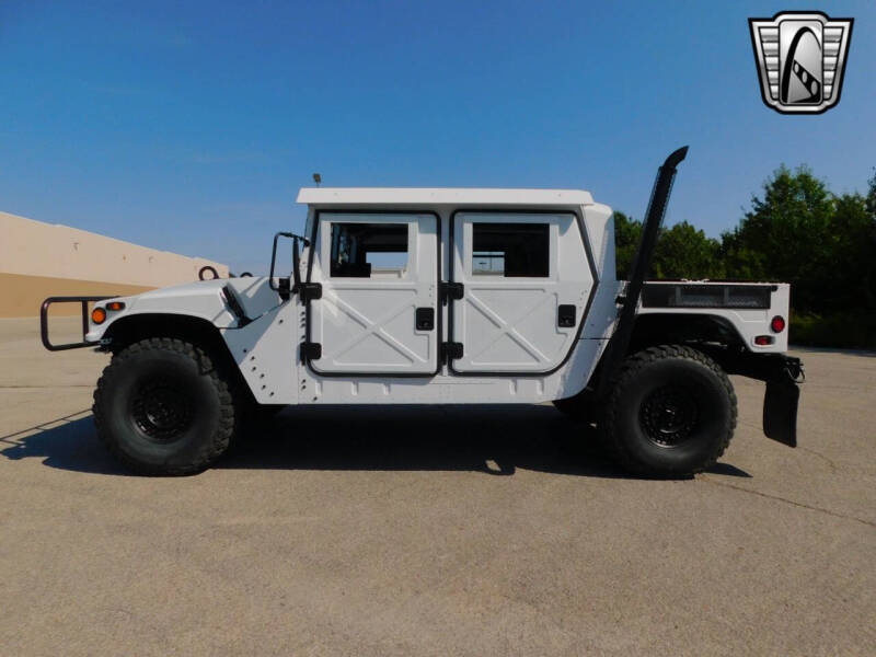 2008 AM General Hummer