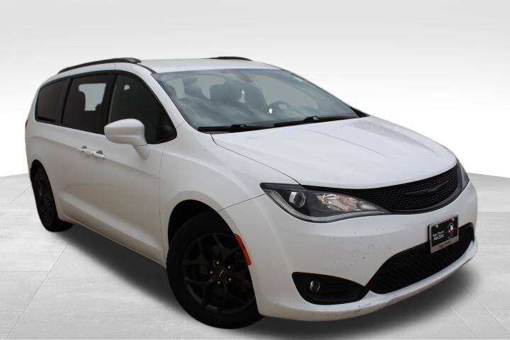 2018 Chrysler Pacifica Touring L Plus