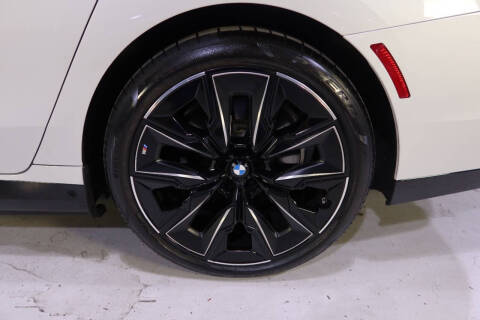 2024 BMW i7 M70