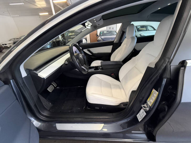 2018 Tesla Model 3 Performance