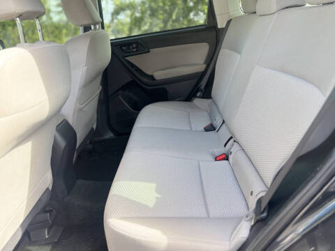 2015 Subaru Forester 2.5i