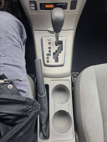 2011 Toyota Corolla LE