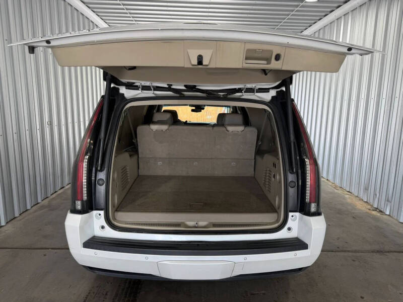 2018 Cadillac Escalade ESV Luxury