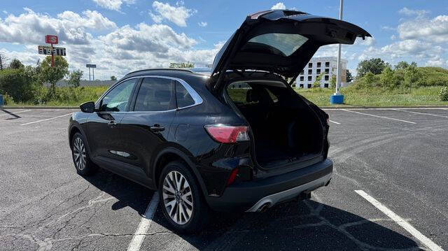 2021 Ford Escape Titanium