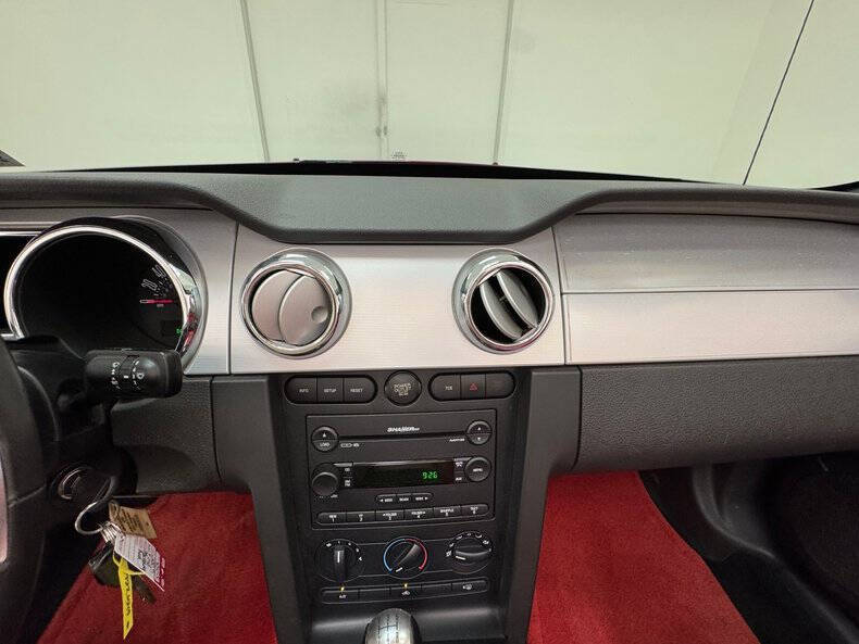 2005 Ford Mustang