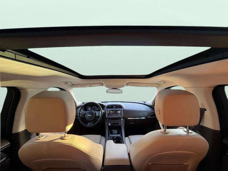 2017 Jaguar F-PACE 20d Prestige