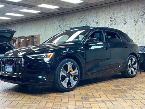 2022 Audi e-tron quattro Premium Plus