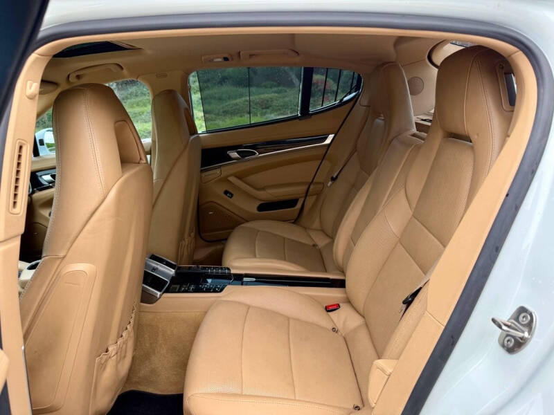 2014 Porsche Panamera S E-Hybrid