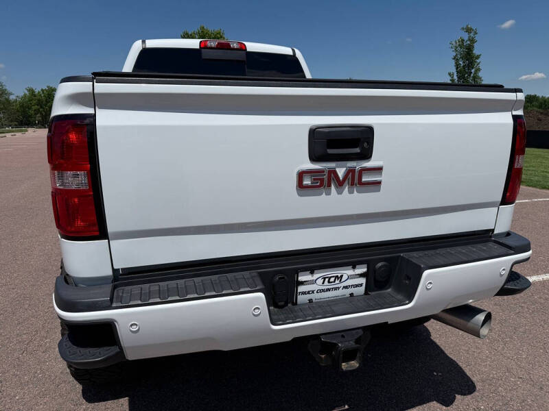 2017 GMC Sierra 3500HD Denali