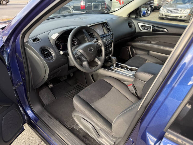 2018 Nissan Pathfinder S