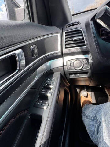 2016 Ford Explorer Sport