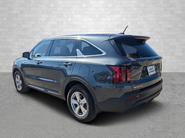 2023 Kia Sorento LX