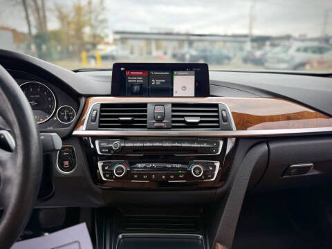 2018 BMW 3 Series 330i xDrive