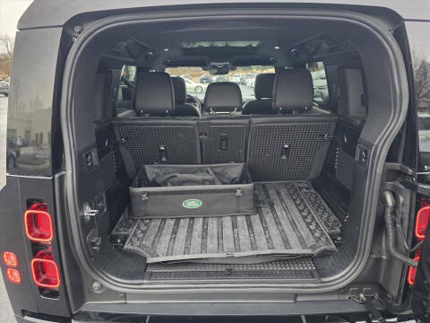 2023 Land Rover Defender 110 X-Dynamic SE