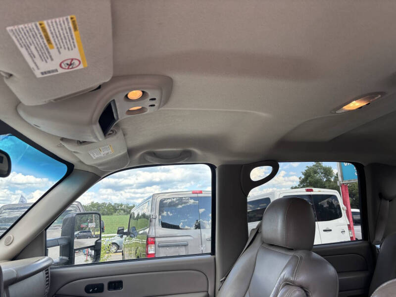 2004 GMC Sierra 2500HD SLT