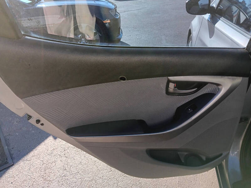 2011 Hyundai Elantra