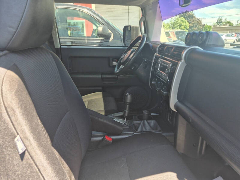 2011 Toyota FJ Cruiser