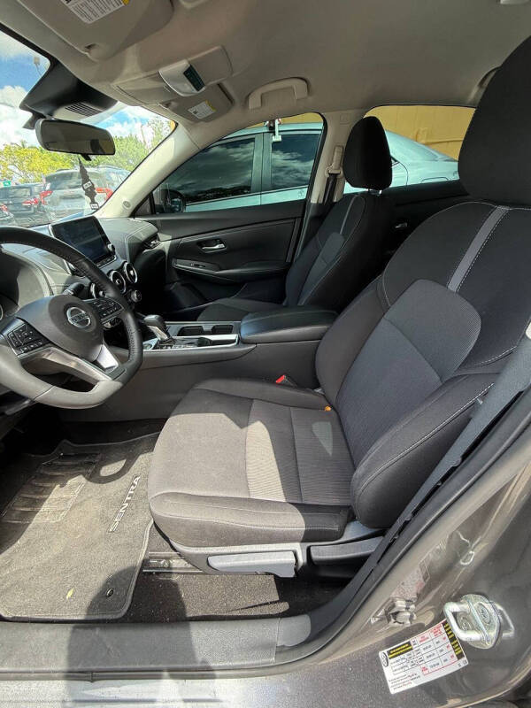 2023 Nissan Sentra SV