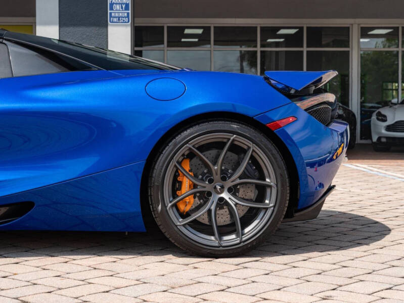 2020 McLaren 720S Spider Luxury