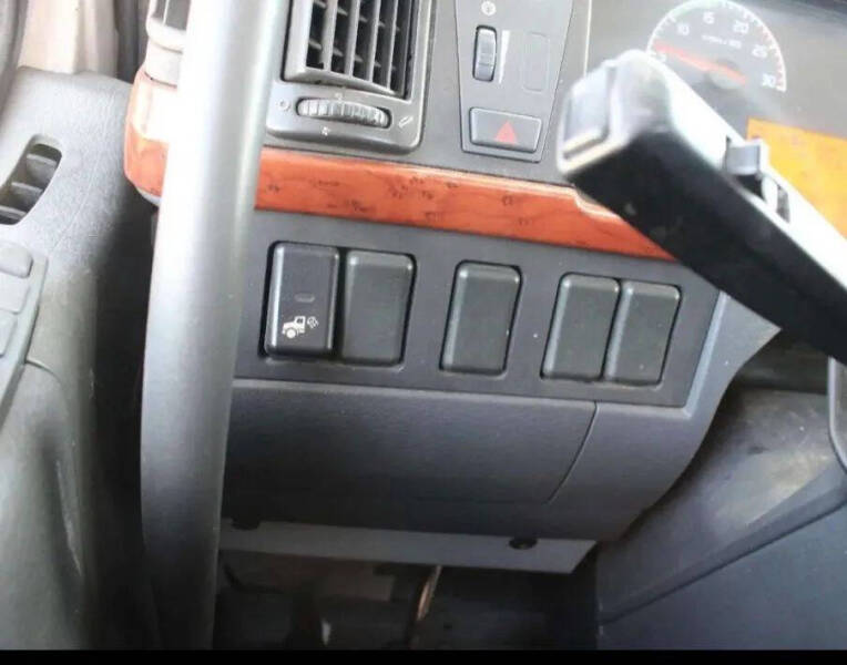 2007 Volvo VNM