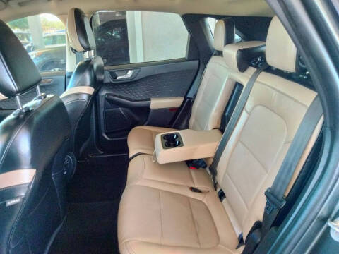 2020 Ford Escape Hybrid Titanium