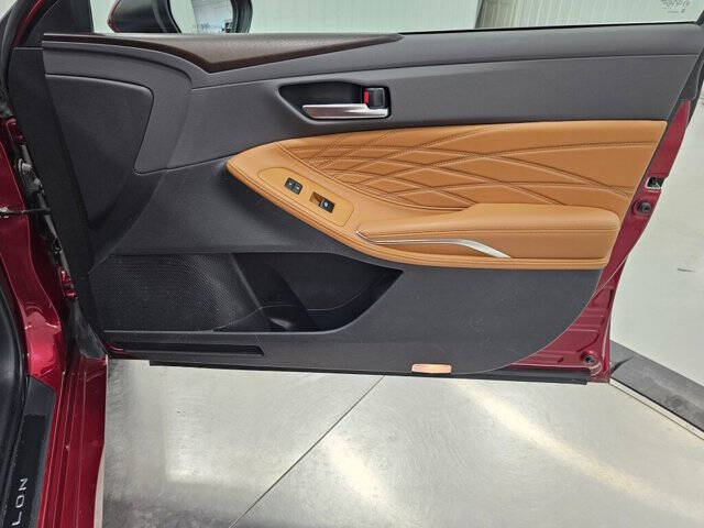 2019 Toyota Avalon XLE