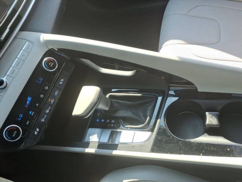 2023 Hyundai Elantra Hybrid Limited