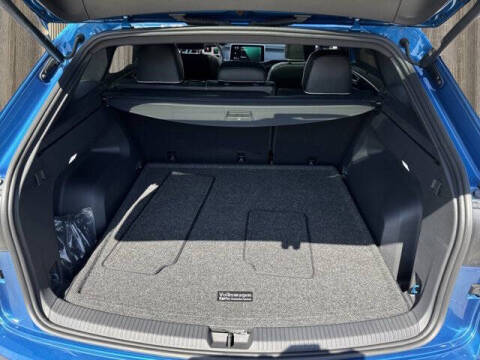 2024 Volkswagen Atlas Cross Sport SEL Premium R-Line 4Motion