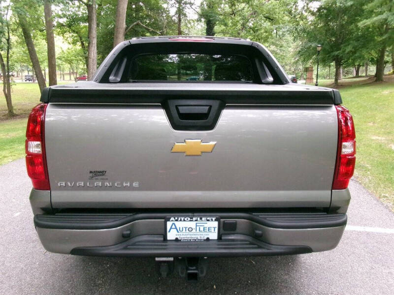 2012 Chevrolet Avalanche LS