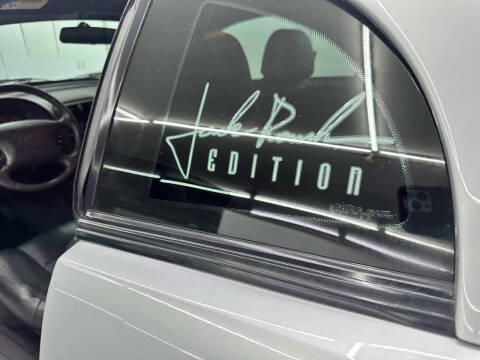 2002 Ford Mustang GT Deluxe