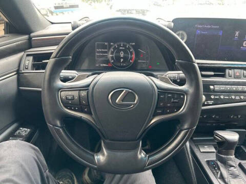 2022 Lexus ES 350