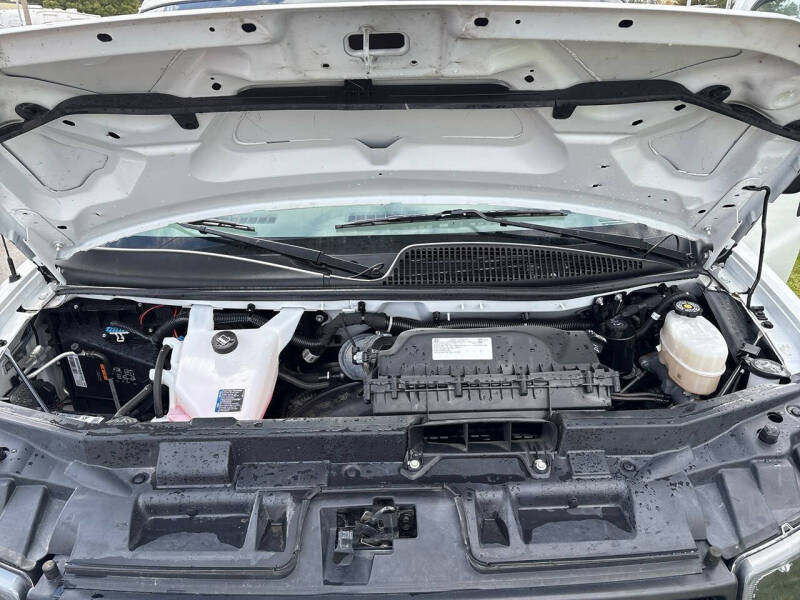 2023 Chevrolet Express LS 3500