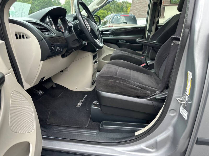 2014 Dodge Grand Caravan SE