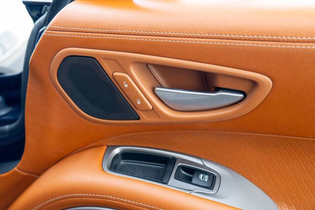 2013 Dodge SRT Viper 38