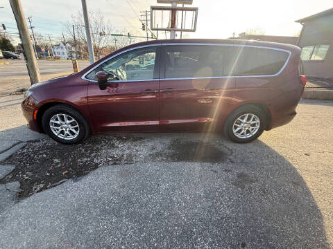 2017 Chrysler Pacifica Touring