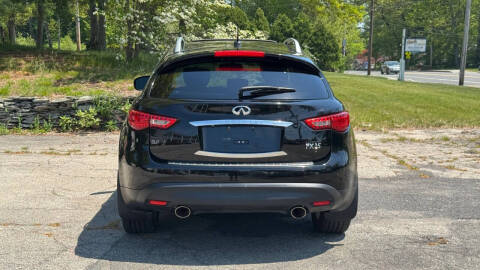 2011 Infiniti FX35