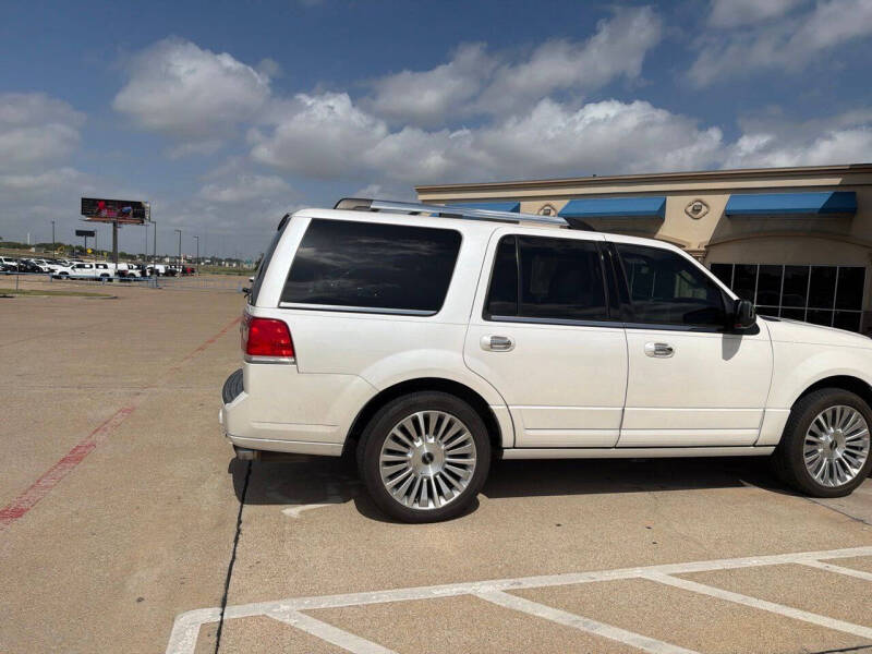 2017 Lincoln Navigator Select