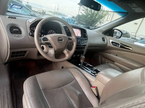 2013 Nissan Pathfinder Platinum