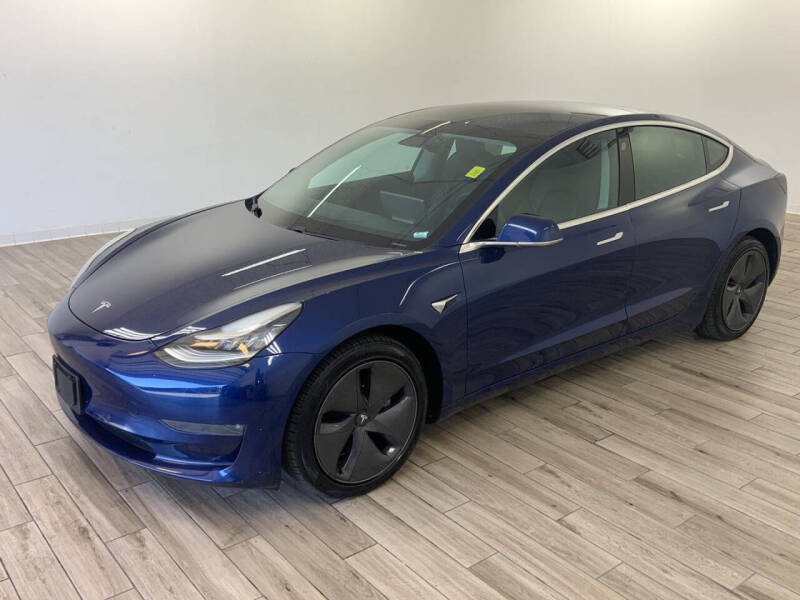 2019 Tesla Model 3 Long Range's photo