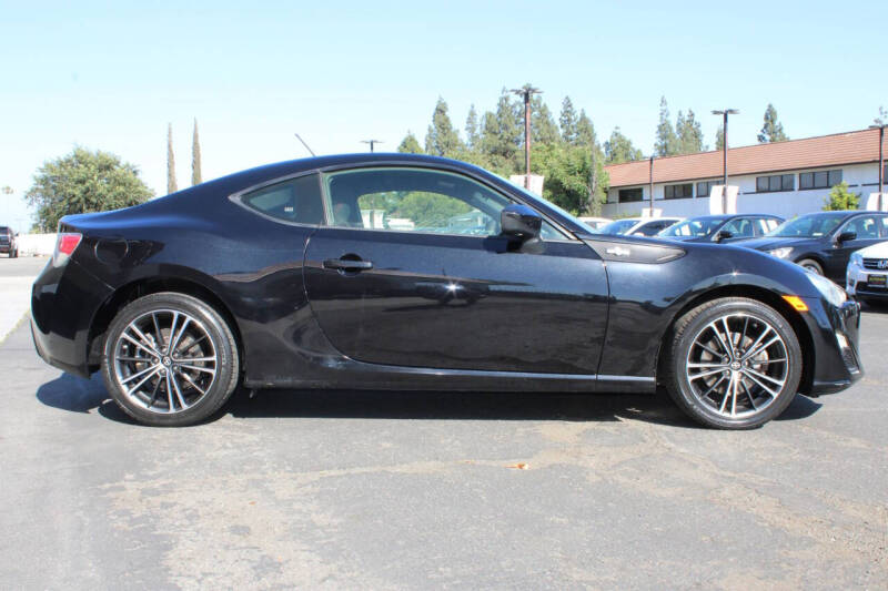 2013 Scion FR-S
