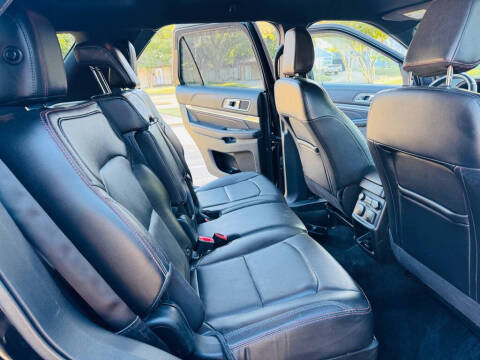 2018 Ford Explorer Sport