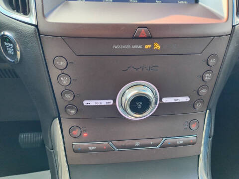 2020 Ford Edge Titanium