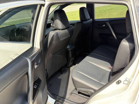 2016 Toyota RAV4 SE