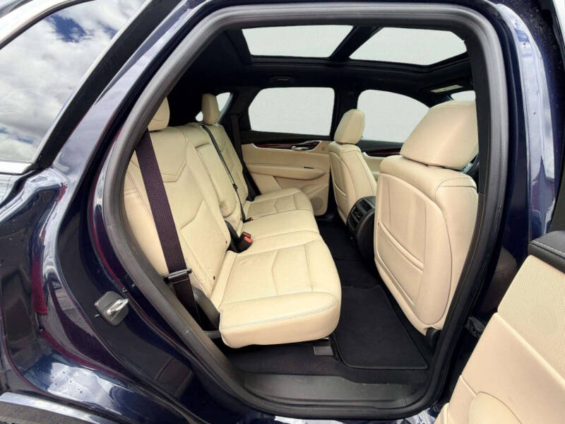 2017 Cadillac XT5 Premium Luxury